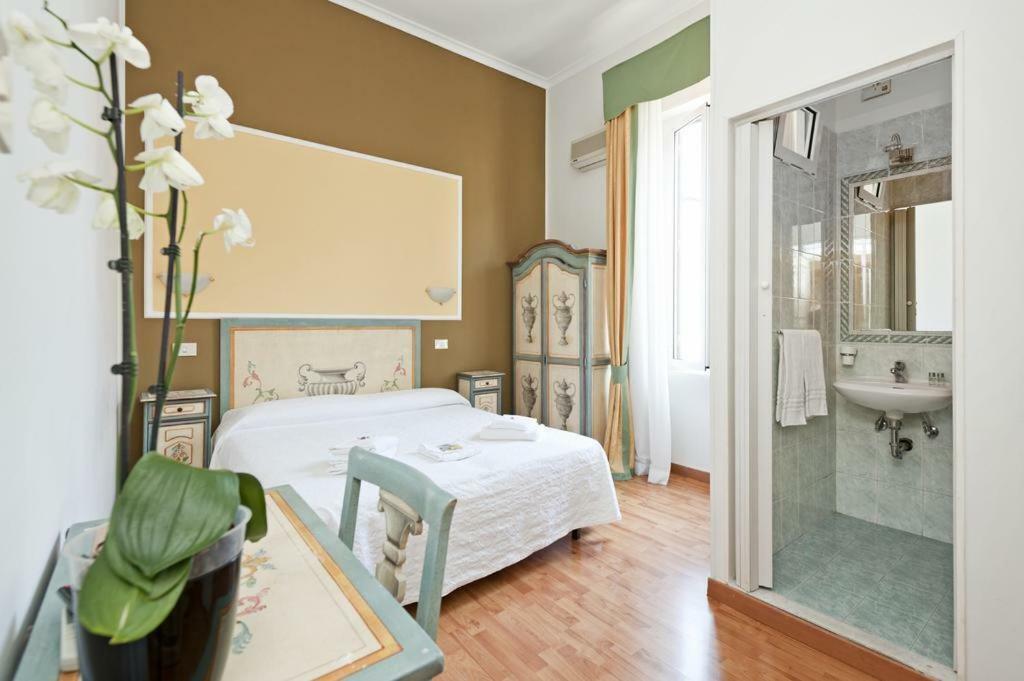Magnolia Hotel Valmontone Exterior photo